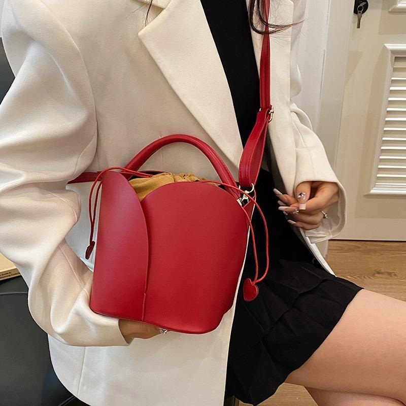 Geantă de damă Geantă crossbody Geantă de mână Geantă de umăr Geantă mică rafinată Geantă tip găleată High-end Lux ușor Nișă Drăguță