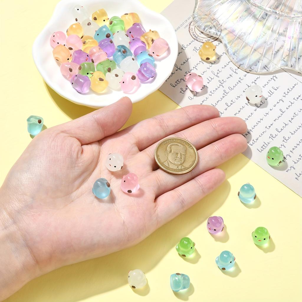 100/50Pc Luminous Mini Resin Chickens Glow In The Dark Tiny Miniature Figurines For Micro Garden Plant Diy Home Party Decor