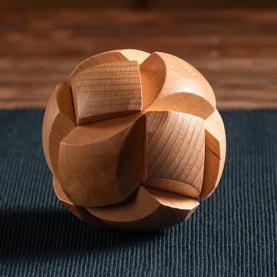 Rompicapo di Legno a Forma di Pallone da Calcio, Puzzle 3D, Puzzle per Rilasciare la Pressione in Ufficio per Adulti, Regalo di Intelligenza per Bambini