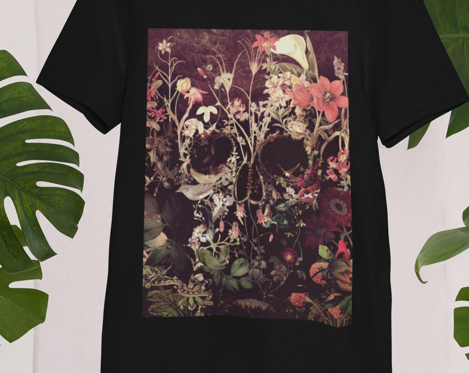 Floral Skull Men s T-Shirt: Art Print Graphic Tee M