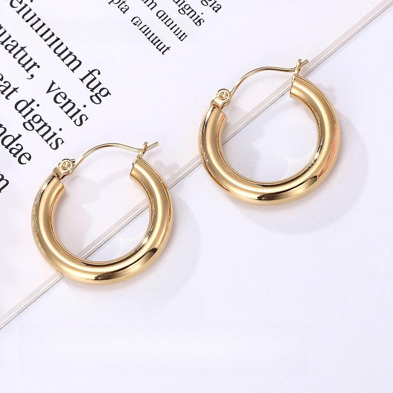 Classic Circle Earrings Niche Versatile Simple Earrings Titanium Steel Non-fading Jewelry Women