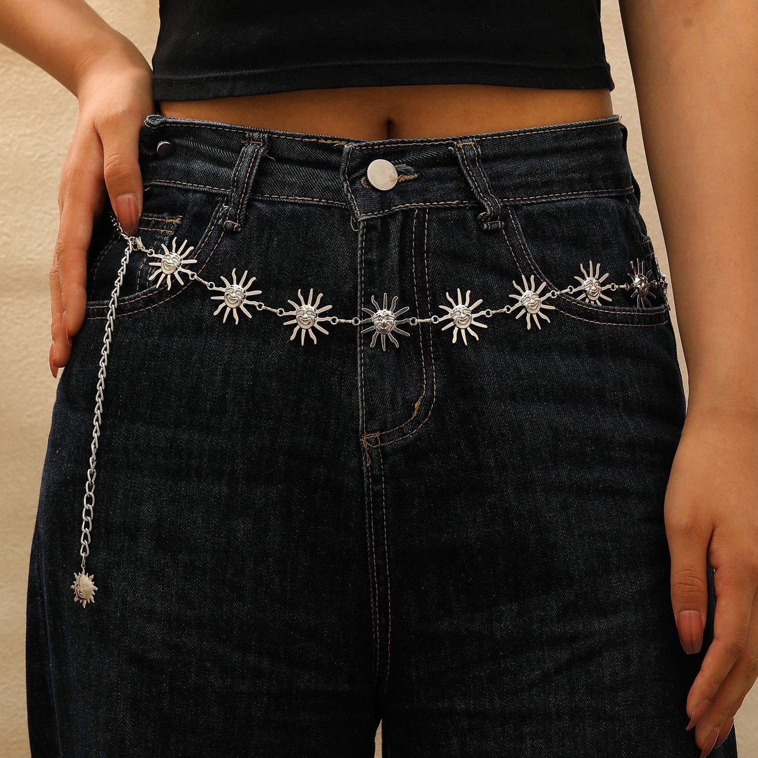 Bohemian Retro Metal Smiley Face Waist Chain Sunflower Summer Fashionable Dress Waist Versatile Body Chain Sexy Accessories