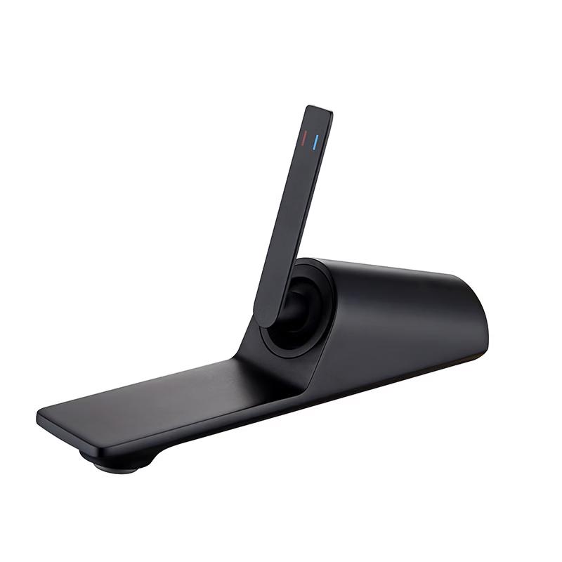 TLXT Wall-Mounted Concealed Basin Faucet with Hot/Cold Water