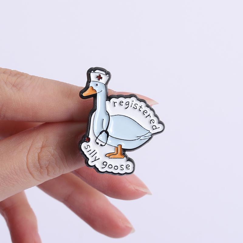 Registered Silly Goose Enamel Pins Cartoon Animal Stethoscope Brooch Lapel Badges Cute Nurse Medical Jewelry Gift for Friends
