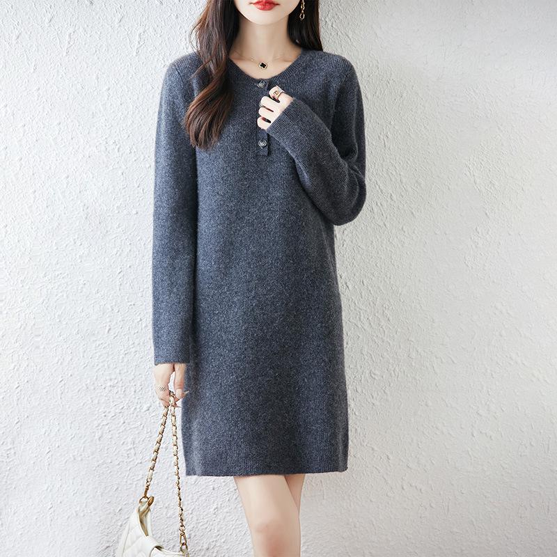 2025 Autumn/Winter Women's Plus Size Loose Wool Dress with Buttons and Inner Layer Short Skirt
