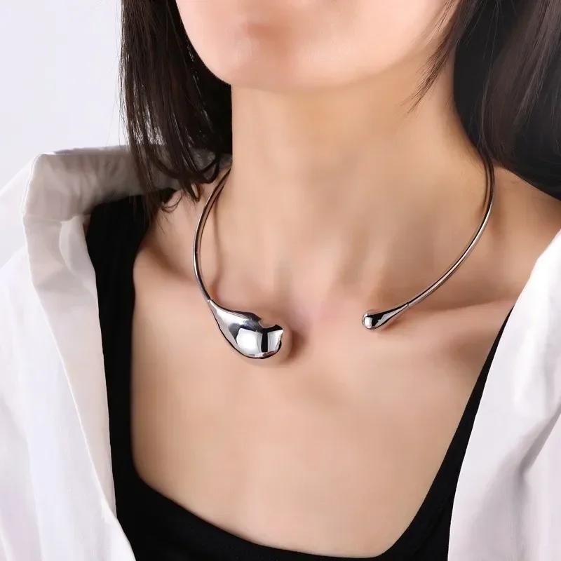 2024 Nytt Oregelbundet Tjockt Vattendroppe Öppet Chokerhalsband för Kvinnor Flickor Punk Goth Mode Semester Smycken