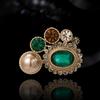 Personalized Emerald Oval Brooch, High-end Feminine Charm, Retro Pearl Brooch, Niche Design Sense Brooch