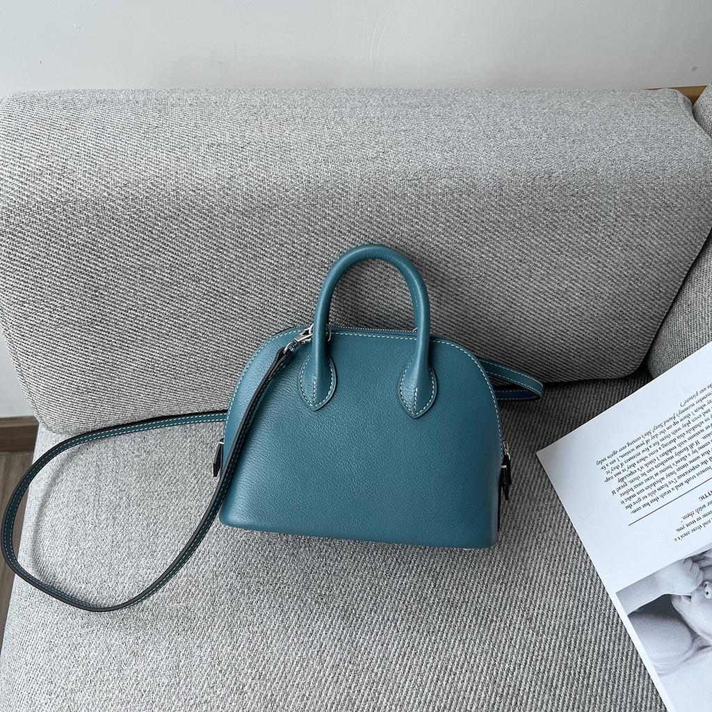 Mini Goat Pattern Top Layer Cowhide Shell Bag, Genuine Leather Crossbody Bag, Fashionable Bowling Bag, Versatile Handbag