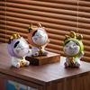 Tonghe Japanese Style Cute Zodiac Taurus Cat Figurine New Year Fortune Lucky Cat Christmas Gift