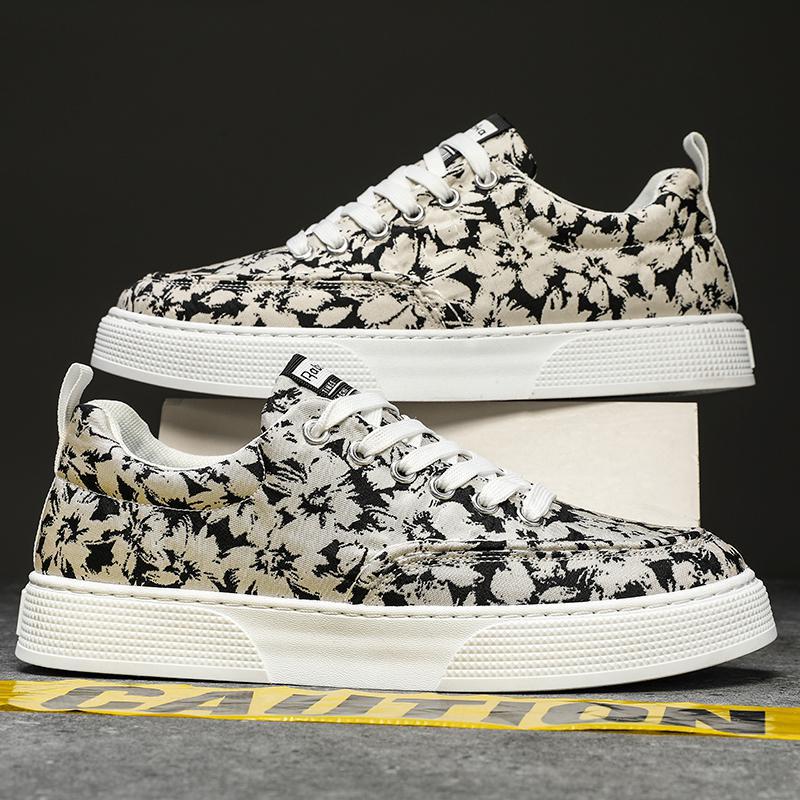 Fashion 2025 new spring comfortable thick baseplate shoes men's Korean version trend increase casual men's shoes printed canvas shoes