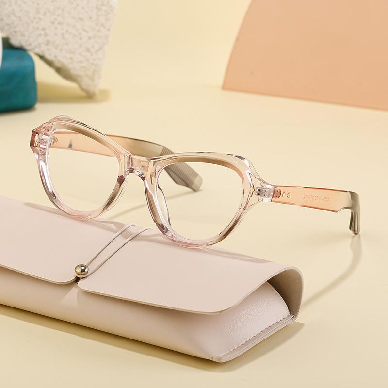 Cat Eye Flat Glasses Women'S Outdoor Street Photography Can Be Matched With Myopia Glasses Women'S Tide