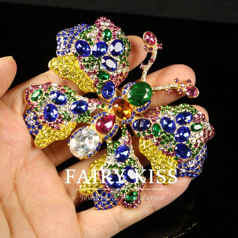 Brooch Heavy Industry Full Diamond Color Simulation Butterfly Plated Real Gold Luxury Corsage French Retro Style