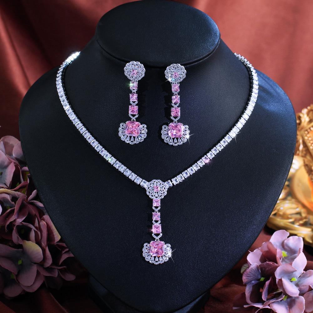 

Luxury Bridal Banquet Necklace Earrings Ring Set Super Shiny Zircon Earrings Pendant Temperament Earrings