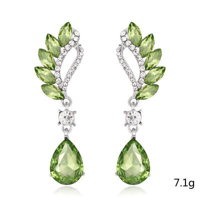 Duowei Retro Long Green Crystal Water Drop Earrings - Elegant Jewelry