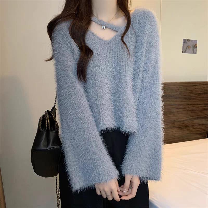 V-neck short soft waxy high-end seahorse sweater women's inner design autumn and winter imitation mink velvet knitted sweater top
