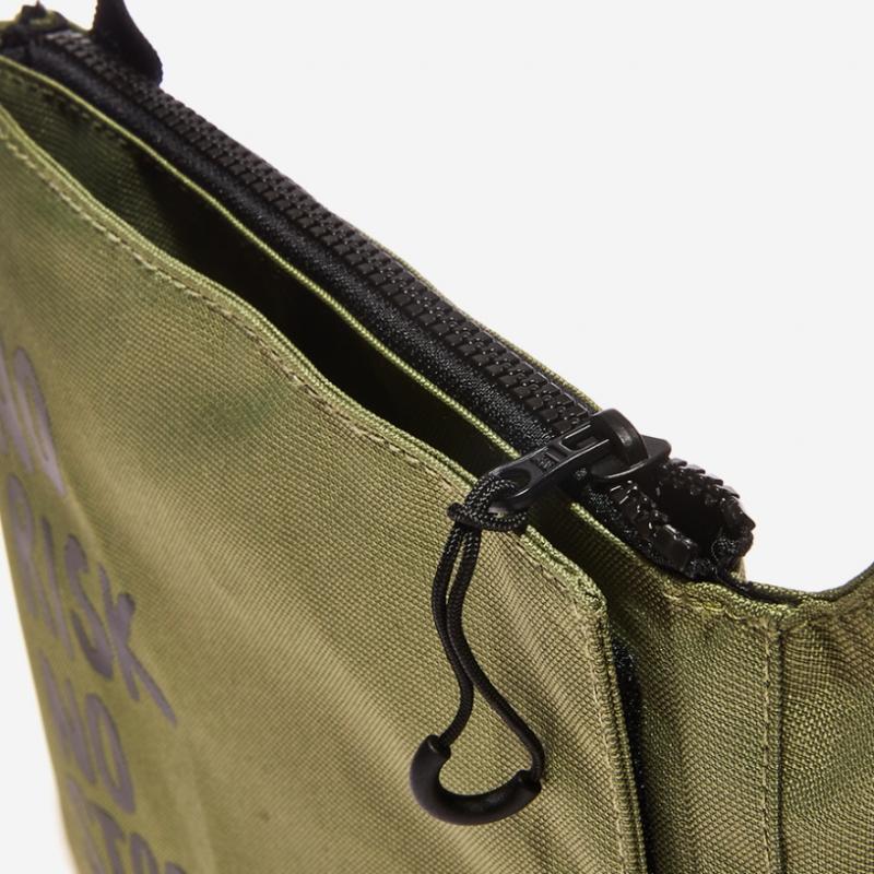 Barnes Volyn Crossbody Bag Vn000j30amb Olivine