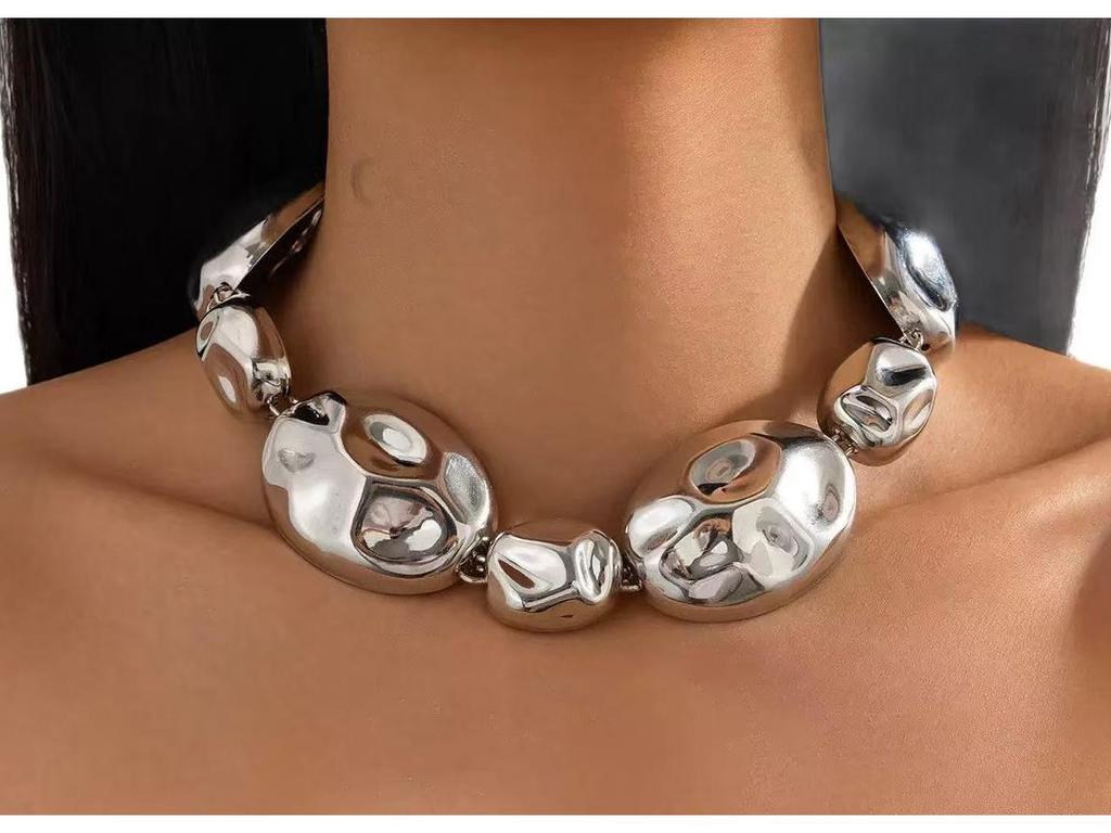 Trendy Clavicle Jewelry Set: Shiny Metal Pleated Earrings, Bracelet, Necklace & Pendant