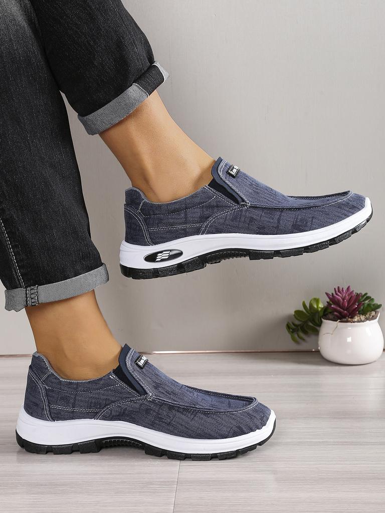 Shoes men's casual spring new one-pedal old Beijing cloth shoes canvas surface men's casual shoes foreign trade men's shoes