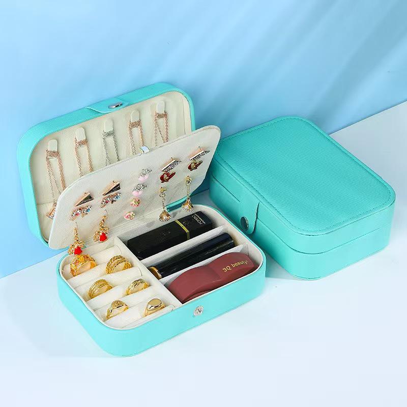 

Large Capacity PU Leather Jewelry Storage Box - Travel Portable Organizer for Necklaces, Earrings, Rings, and Pendants 16*11*5CM