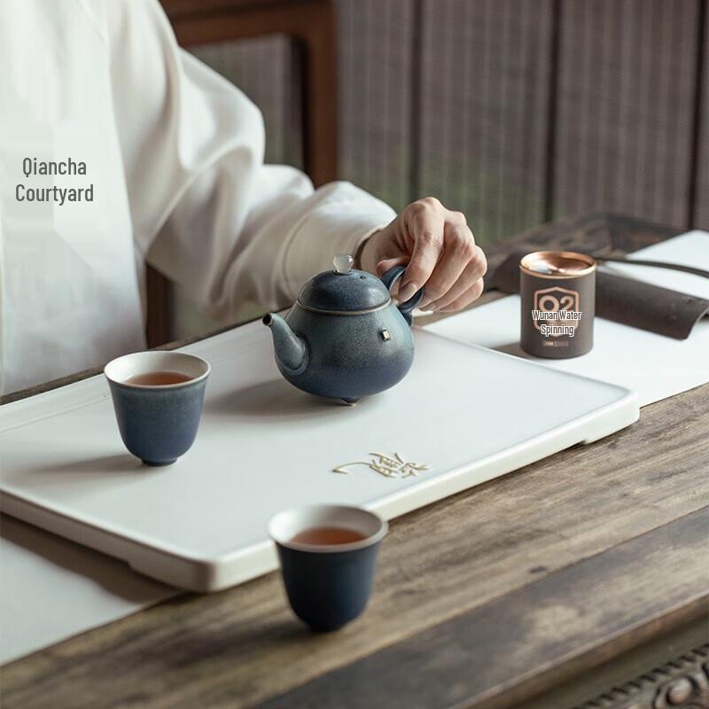 

Wan Qiantang Pear Pot Listening to Rain Ceramic Gongfu Tea Gift Set