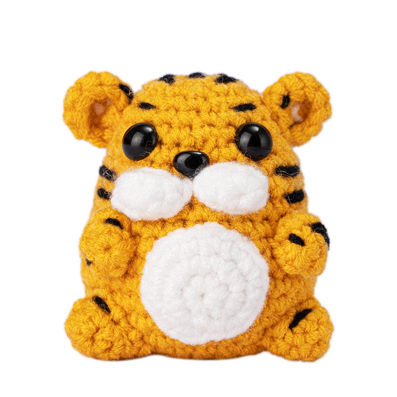 DIY Virkad Djursats med Garn, Engelska Instruktioner & Videoguide