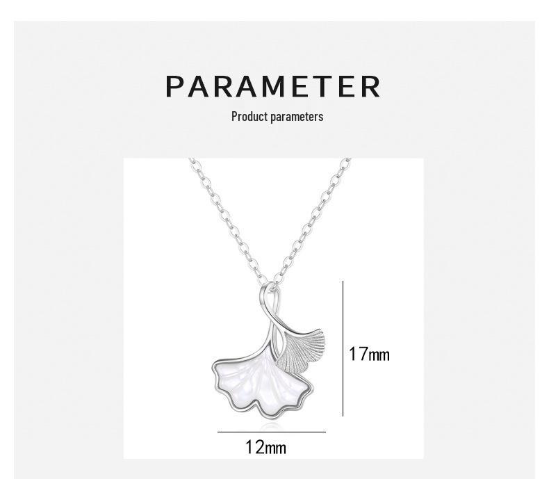 S925 Sterling Silver Ginkgo Leaf Necklace for Women: Three Lives Apricot Light, Luxurious, and Versatile High-End Clavicle Chain.