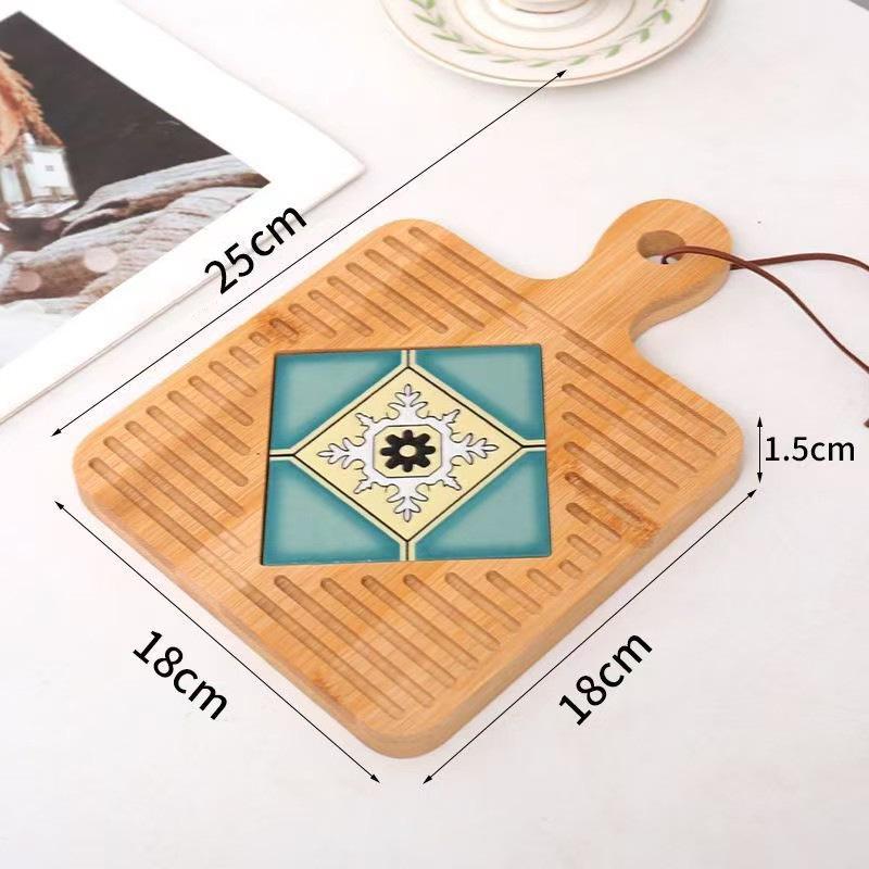 Retro Insulated Wooden Placemat for Pots and Plates, Flower Tile Design