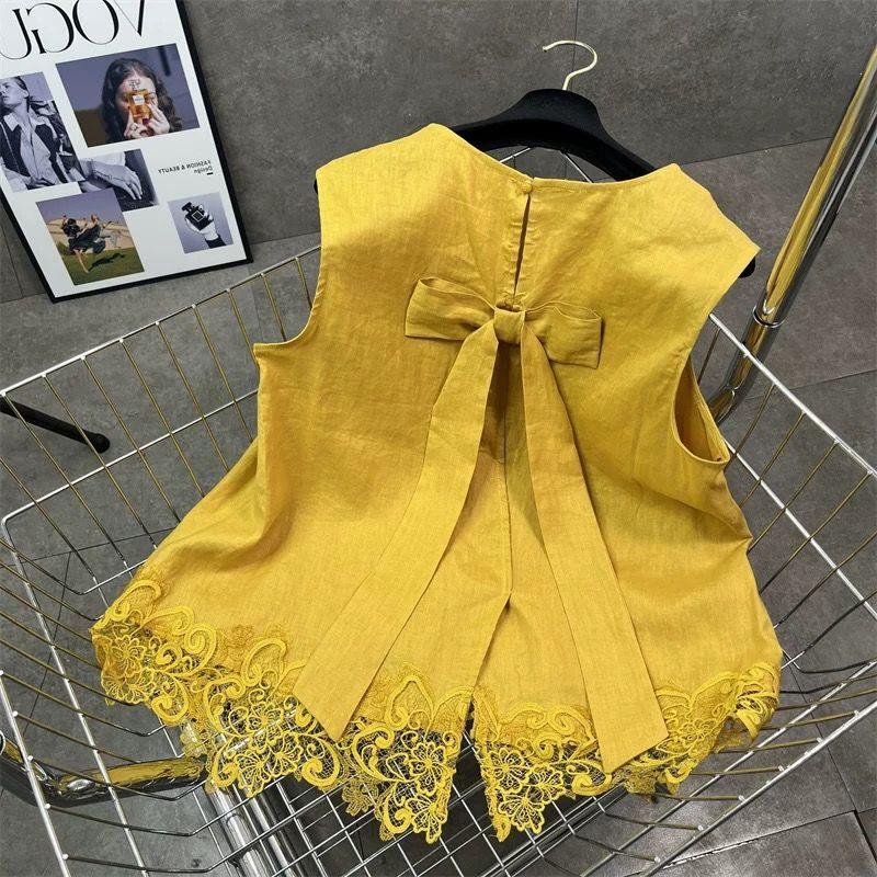 2026 Sleeveless Slimming Lace Camisole - Age-Reducing Patchwork Bow Top for Women's Summer Commute