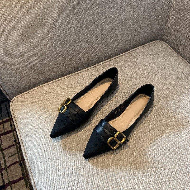 Xiaoxiangfeng Pointed-toed Flat-soled Ladyshoes Women's 2025 Spring New French Temperament Versatile Doudou Shoes Shallow Soft-soled Single Shoes