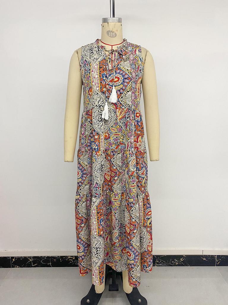 2026 TikTok-Inspired European and American Resort Style Sleeveless Tassel Dress for Women