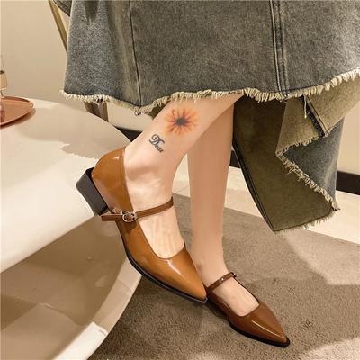 Calzado para mujer – Zapatillas