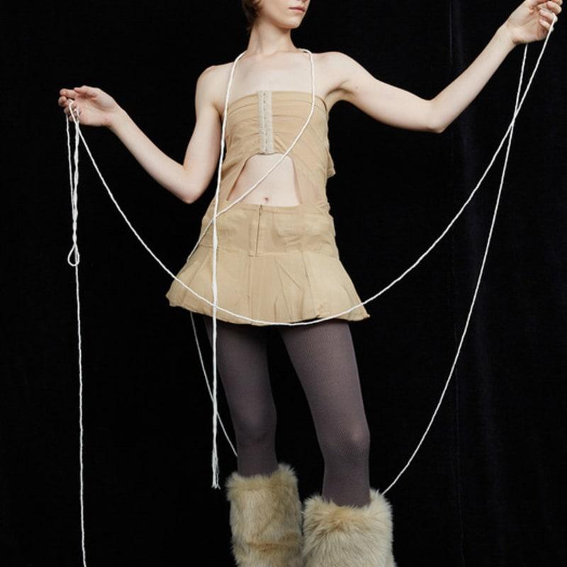 FANTASTISK SKÅLSHATT_ULL VIT