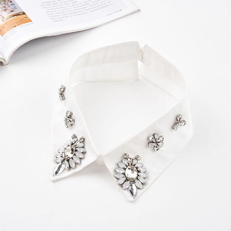 Retro Rhinestone False Collar Neckline Women Lapel Fake Collar Woman Embroidery Removable Detachable Tie Clothing Accessories