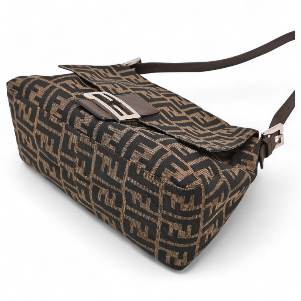Auth FENDI Zucca Mamma Bucket Shoulder Bag Handbag Tote Bag Canvas 26424 Fe7872cc