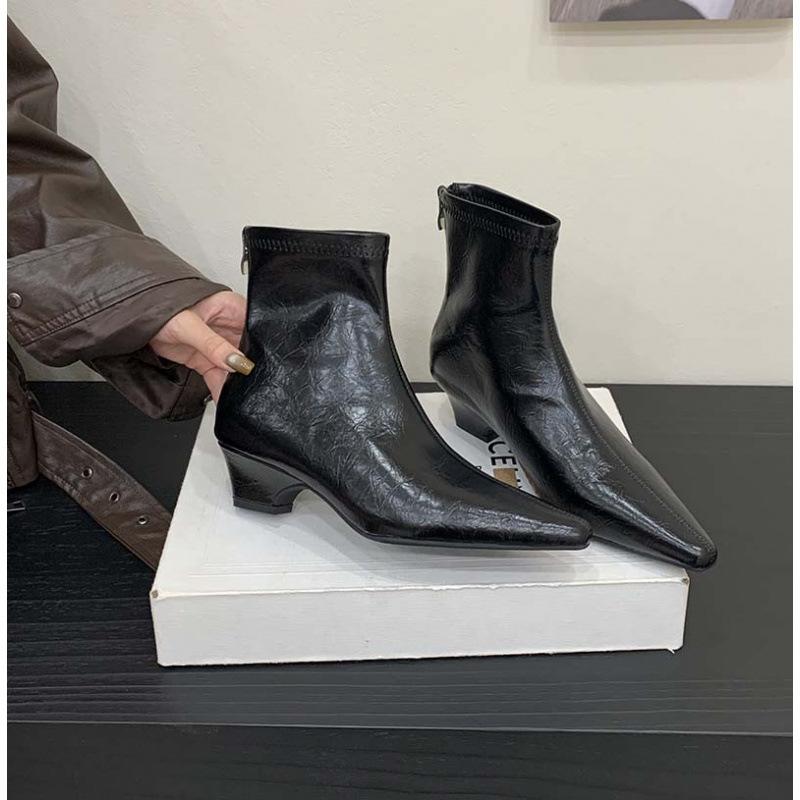 Pointed short boots women's new 2025 autumn and winter boots thin boots wedge heel women's boots French low heel short boots Martin boots