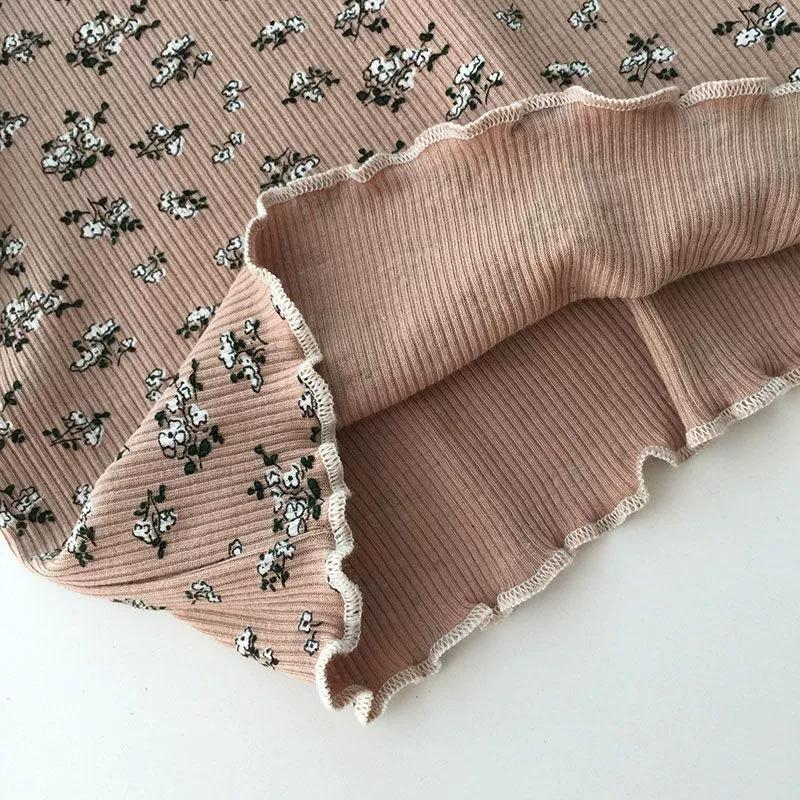 Dívčí letní měkký a pohodlný květinový set Domácí dvoudílný top s krátkým rukávem + šortky