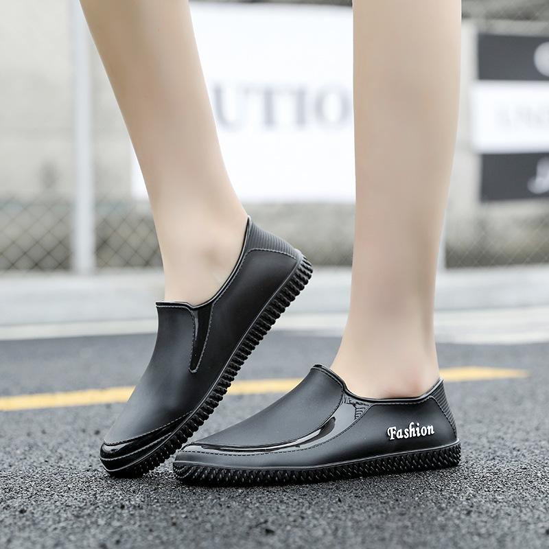 Low-top non-slip water shoes women's fashion adult outdoor waterproof shoes flat bottom light kitchen shallow mouth work shoes fashion
