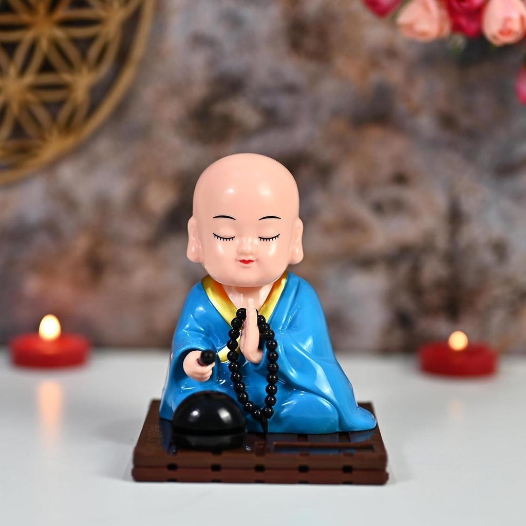 Praying Monk Figurine – Moving Head Buddha Statue for Car Dashboard, Home & Office – Feng Shui Ornament for Peace, Meditation & Positivity