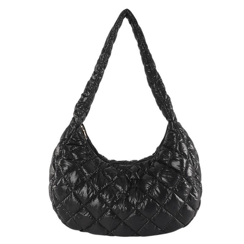 Fashion diamond shoulder bag women's winter new casual solid color messenger bag simple personalized dumpling bag women