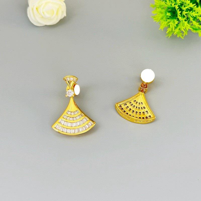 Light Luxury Full Diamond Small Skirt Earrings Fan-Shaped Zircon Stud Earrings High-End Necklace Female Collarbone Chain