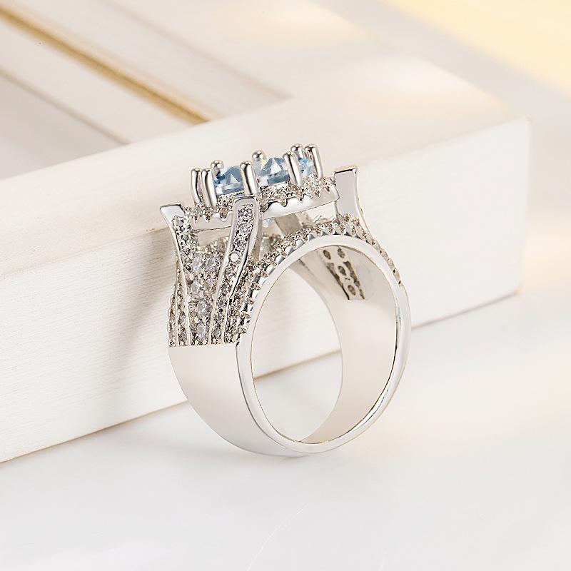 Bague à huit griffes en vermiculite micro-incrustée brillante pleine de bagues en diamant