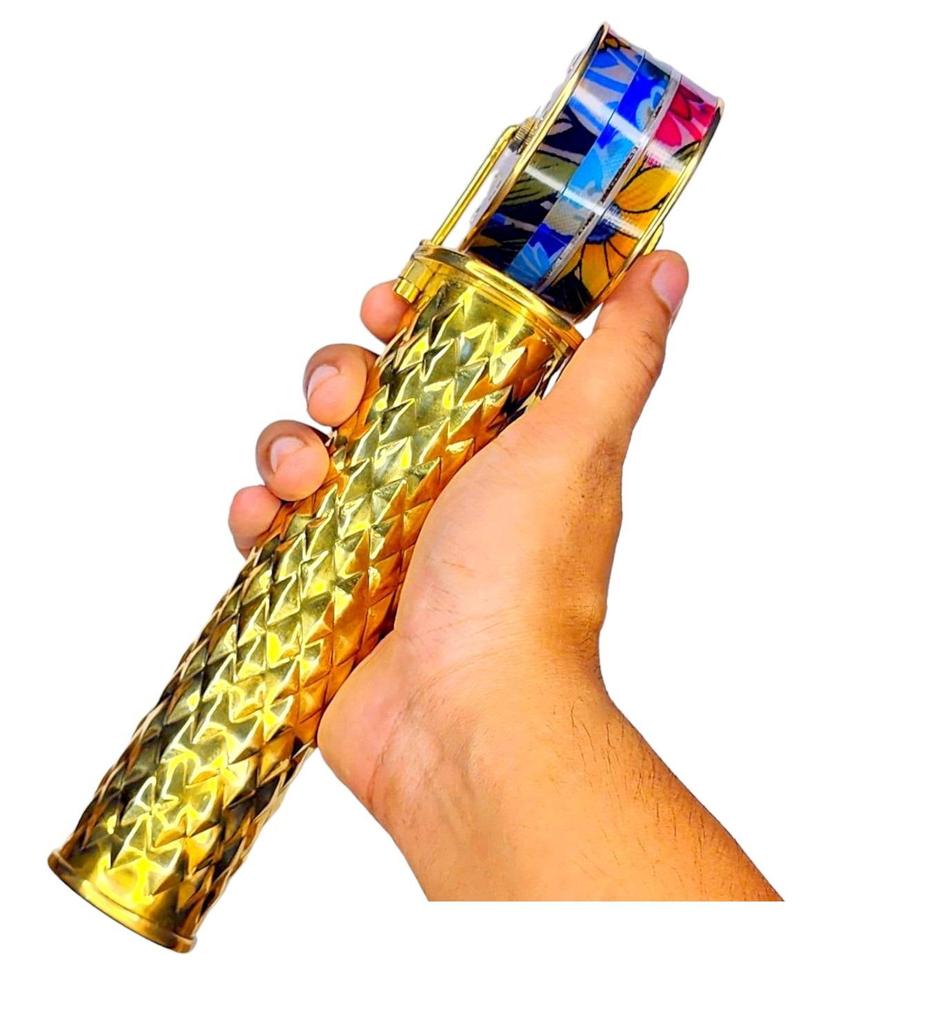 Wheel World Kaleidoscope Amazing Craftsmanship Beautiful Image Creation Inside