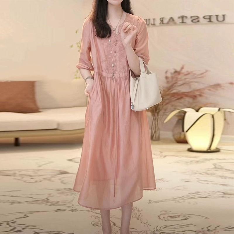 2025 summer new waist and thin temperament suit skirt high-end heavy industry hollow embroidery pink dress women