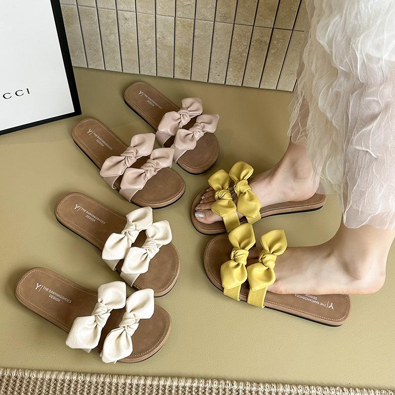 2025 new soft-bottom bow slippers women's summer wear versatile fairy with skirt beautiful one-word sandals