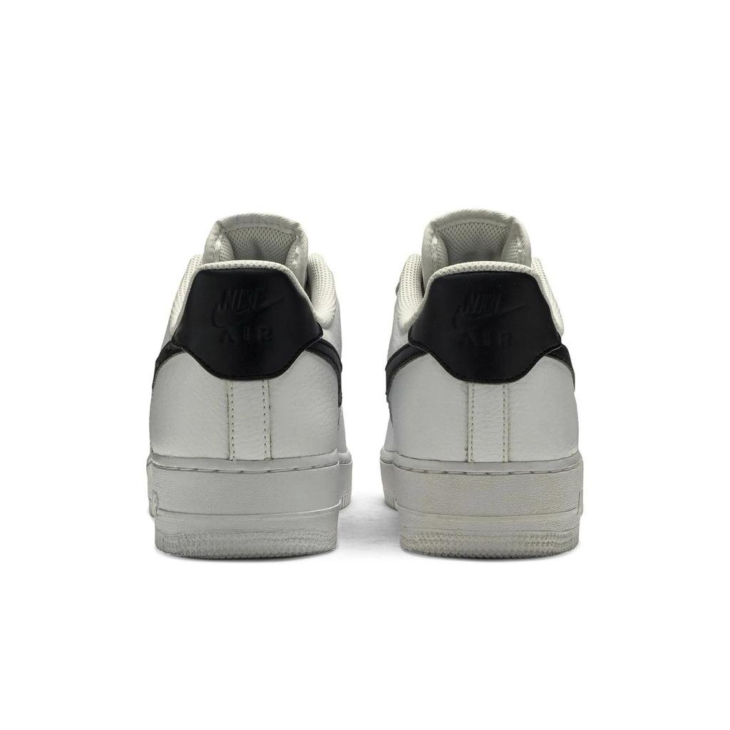 Nike Womens Air Force 1 '07 'White Black' (women's sizes) White / White-Black Skate Shoes 315115 152