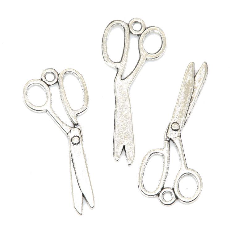 

Набор из 18 подвесок из сплава на швейную тематику: Подвески из игл, ниток, пуговиц и швейной машинки для самодельных украшений