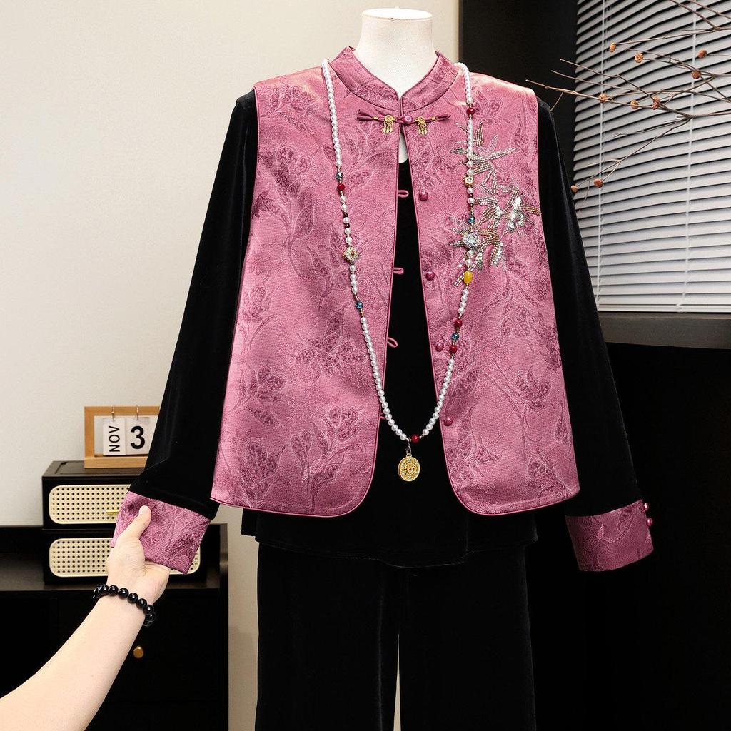 Mom's Spring Golden Velvet Suit: Middle-Aged & Elderly Women's Tang Vest & Top - New Spring/Autumn Style
