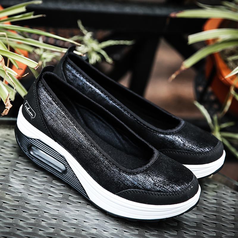 Fashion Womens Thick Soled Sandals 2025 New Comfortable Silver Loafers Tenis Feminino Casual Outdoor Plus Size Mom Wearing Casual Shoes