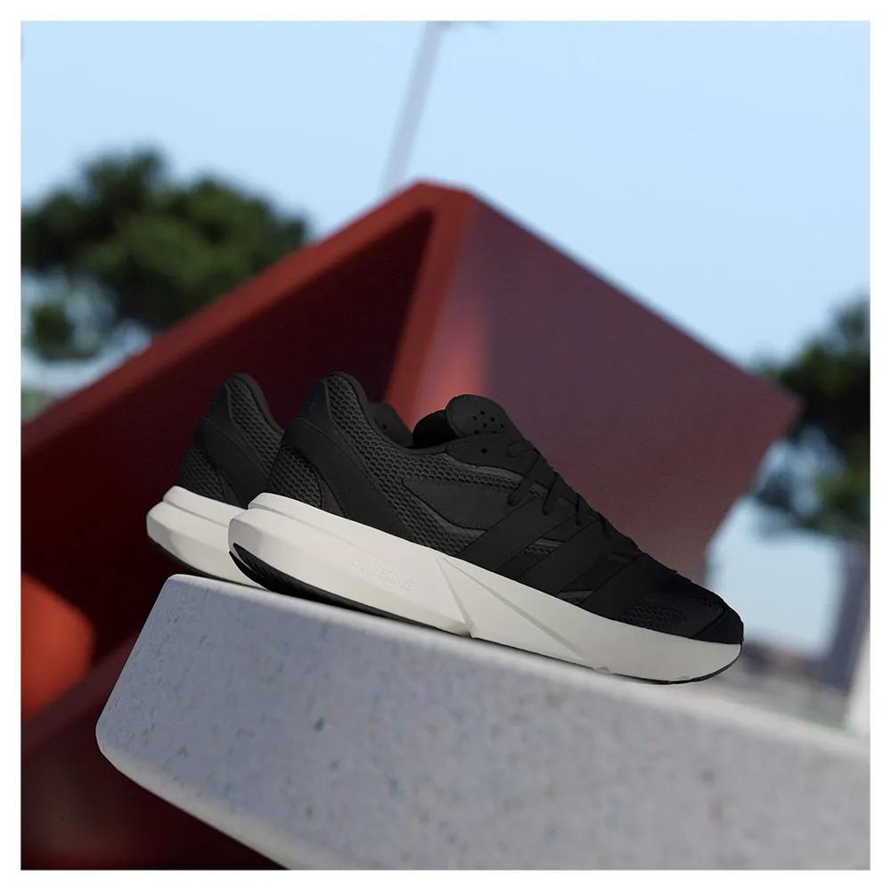 Adidas Lightblaze Sneakers