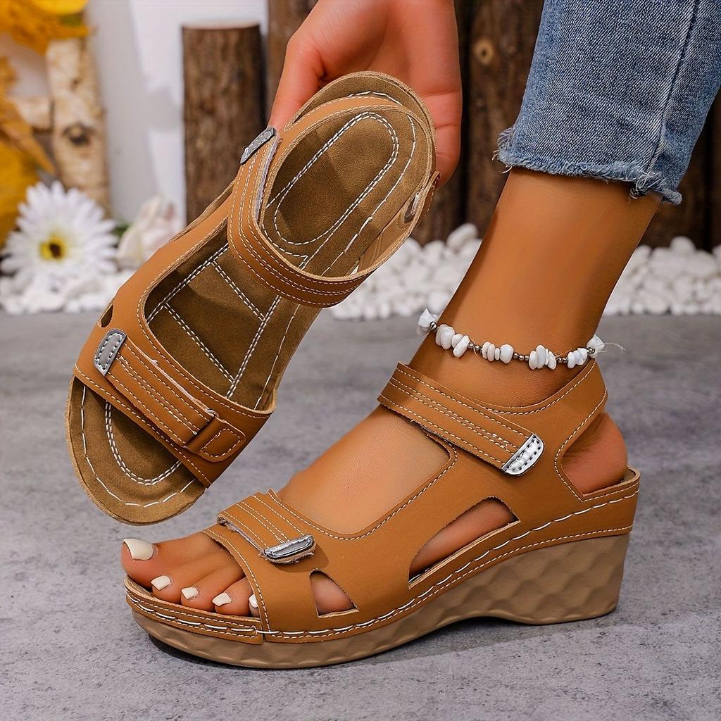 2026 New Ladies Retro Fashion Casual Shoes Lightweight and Comfortable Designer Sandals Ladies Sandals